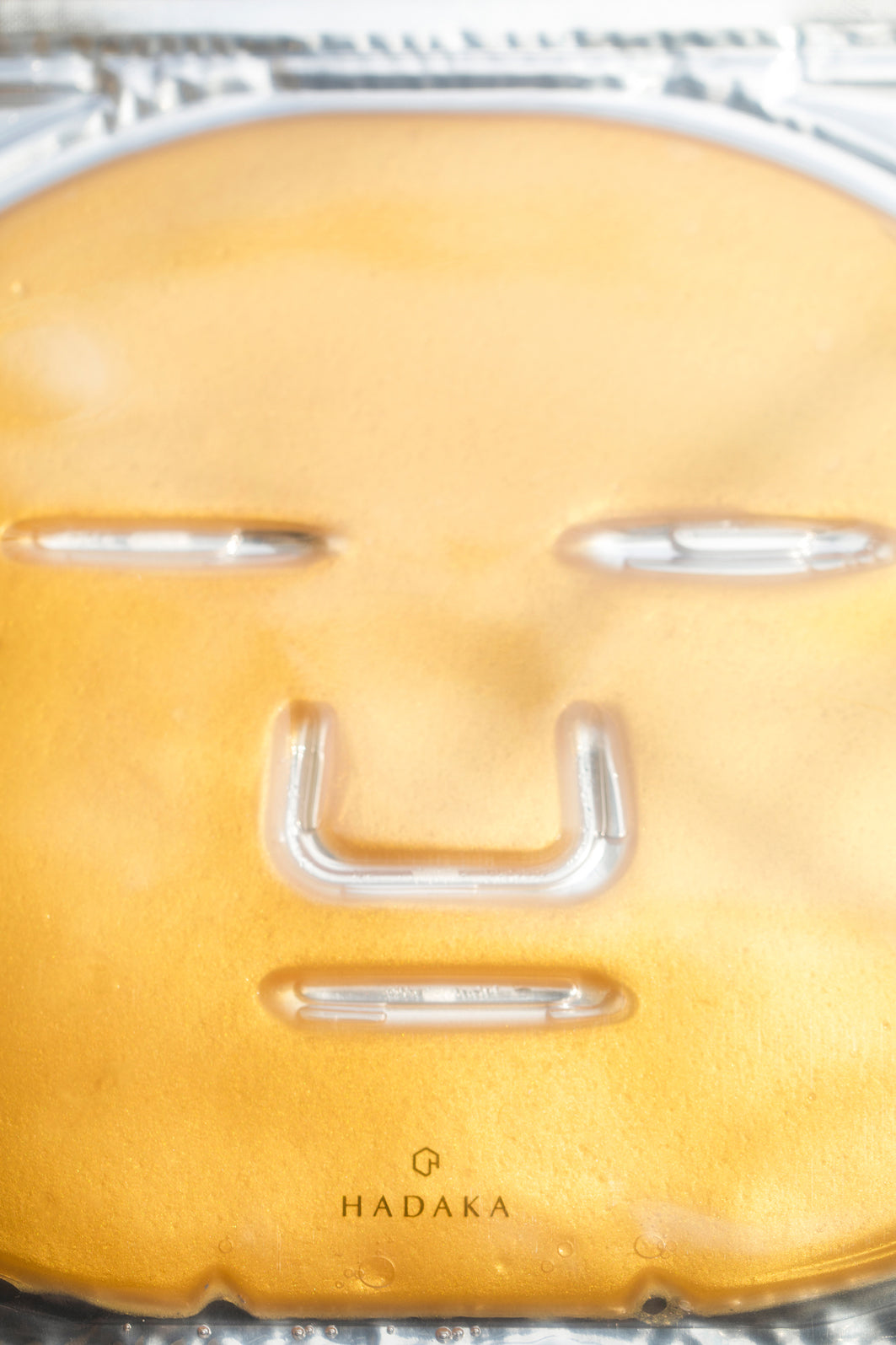 Masque facial en or 24 carats