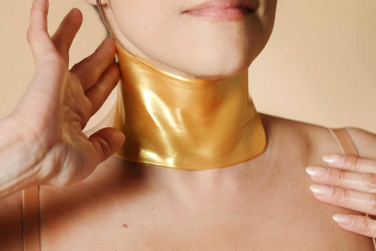 24KT Gold Hydrating Neck Mask
